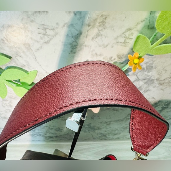 Guess burgundy  Hobo Shoulder Bag Large - Picture 5 of 8